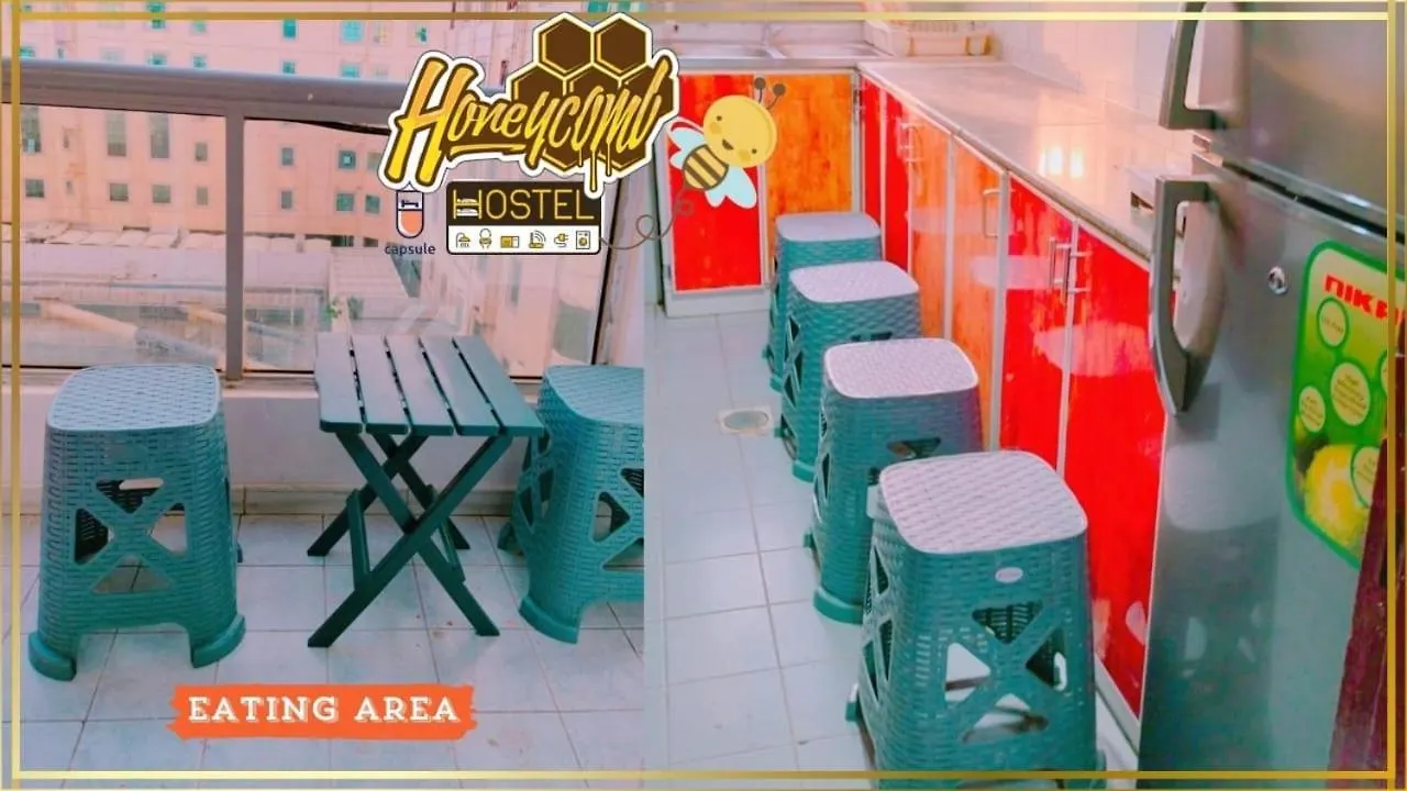 Honeycomb Capsule Hostel Near Burjuman And Sharaf Dg Metro Dubai United Arab Emirates